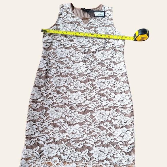 Amanda Collection Cream & Tan Lace Dress - Picture 3 of 9